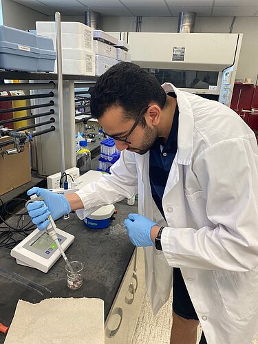Preparing samples for Measuring Fluoride using Mettler Toledo (February 2022)